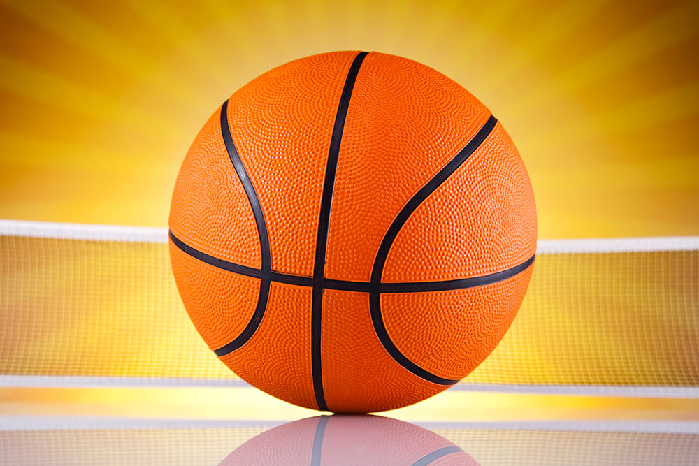 balon de baloncesto con colores calidos de fondo novibet