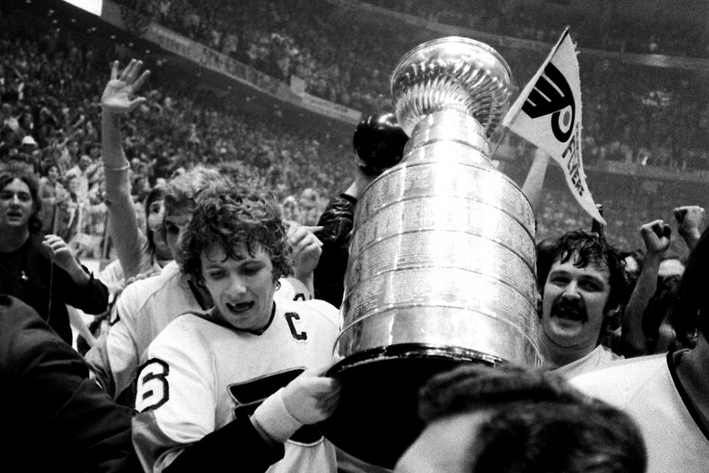 Philadelphia Flyers haciendo historia en la temporada 1973-74