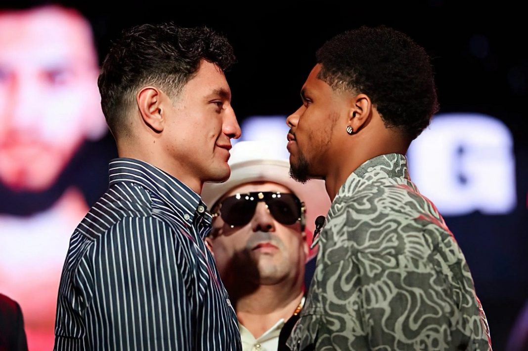 Shakur Stevenson vs William Zepeda en el careo.