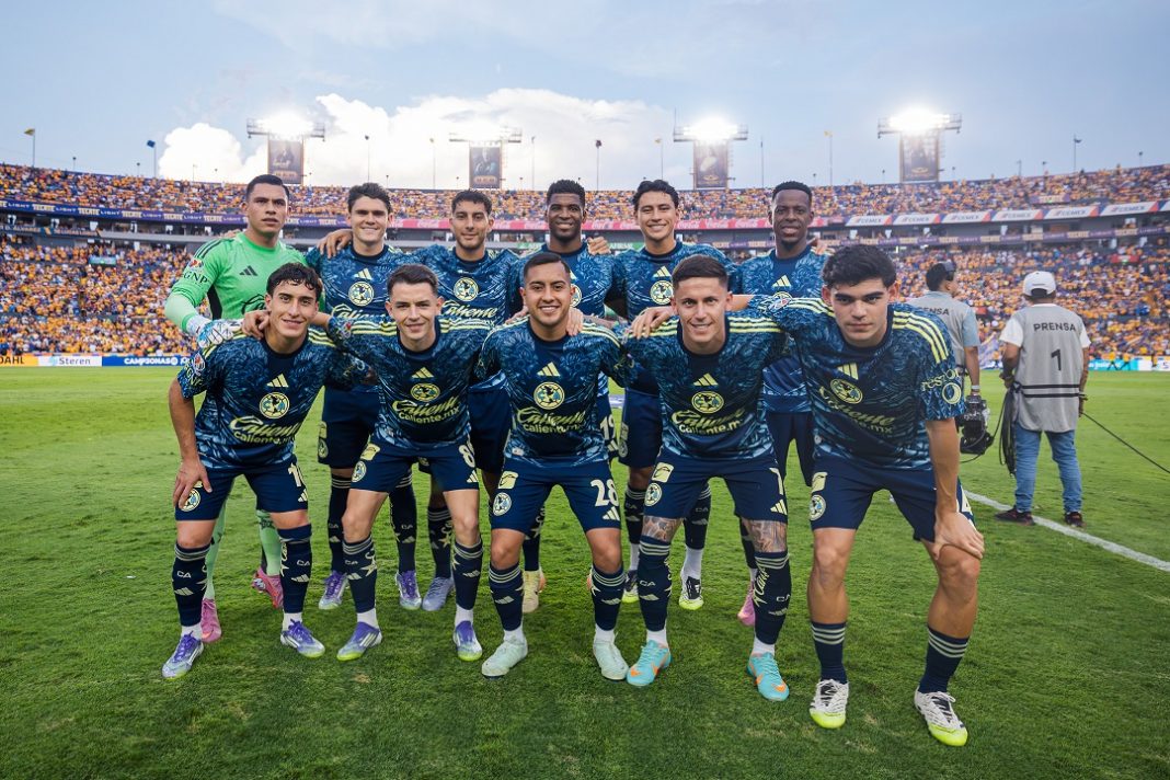 Alineación del América contra Atlas.