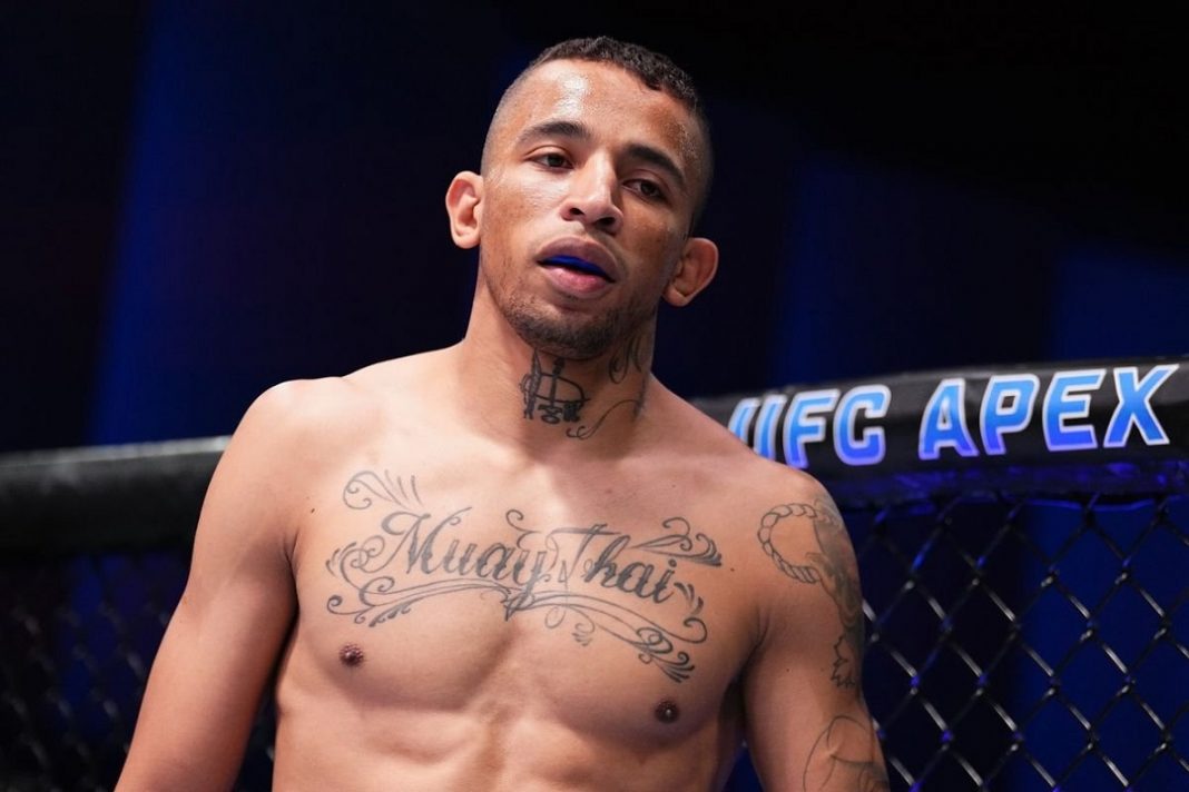 Carlos Prates no UFC 319