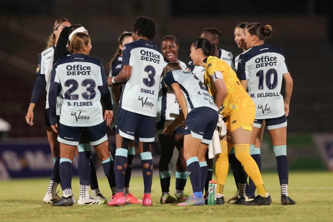 Jugadoras de Pachuca Femenil.