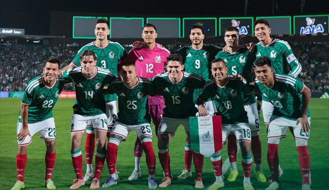 alineacion de México