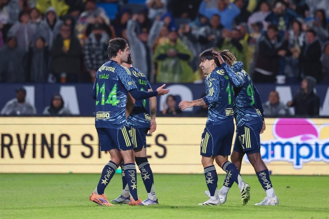Jugadores del América en el amistoso contra LA Galaxy,