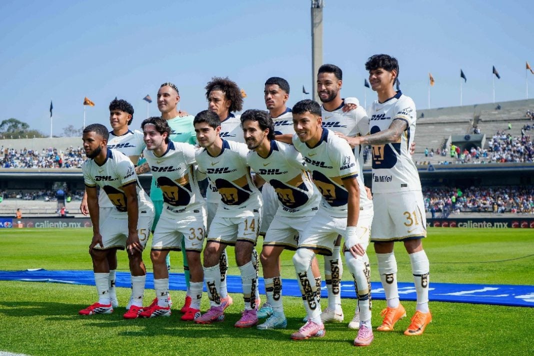 Alineación de Pumas UNAM.