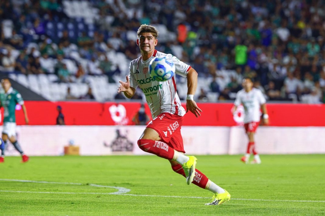 Jugadores de Necaxa.