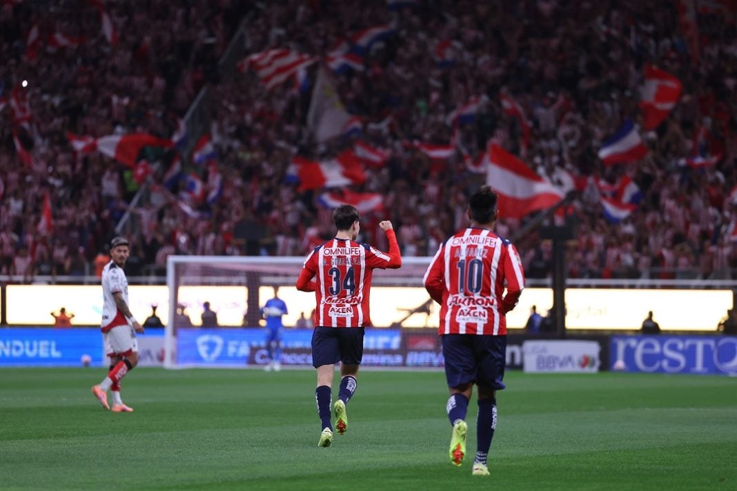 Jugadores de las Chivas.