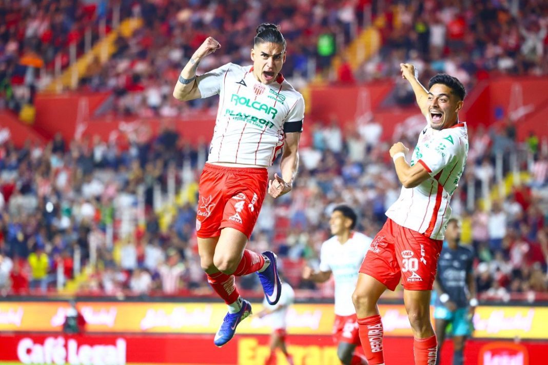 Necaxa jugadores.