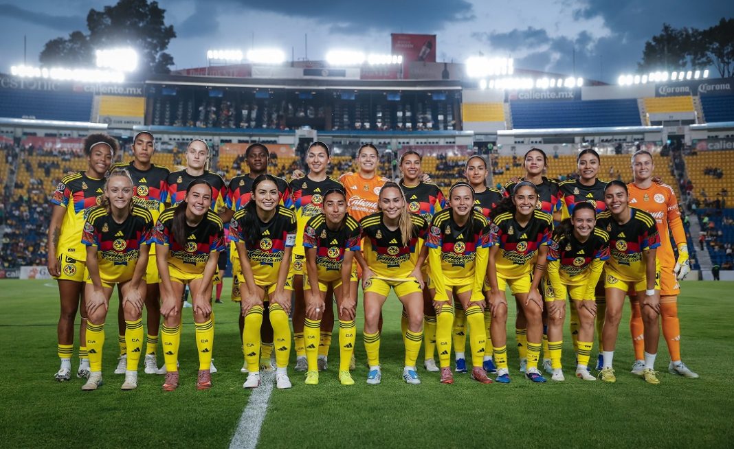 Todas las jugadores del América.