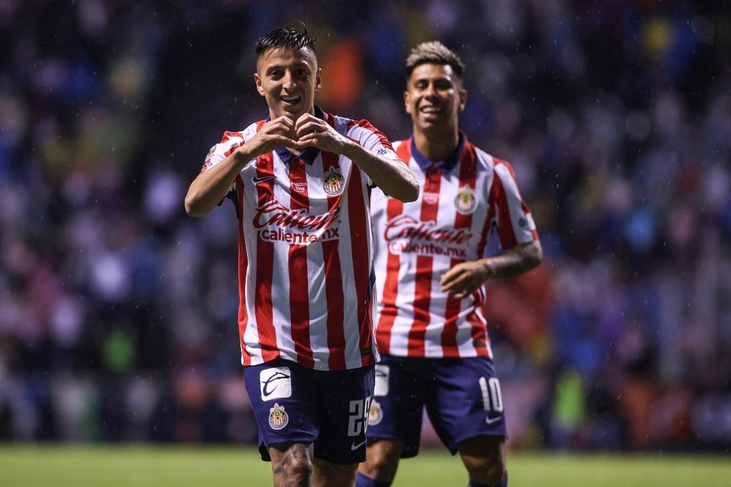 Jugadores de Chivas.