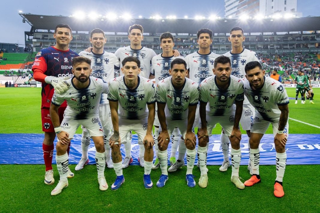 Alineación de Monterrey contra León.