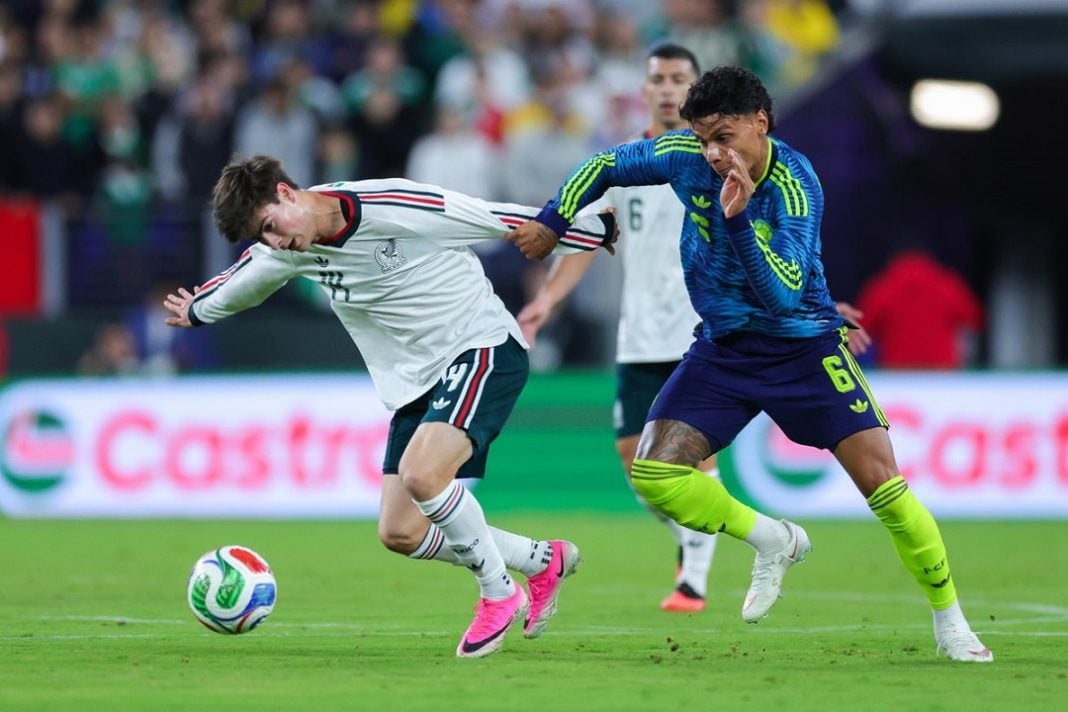 México en un partido contra Colombia.