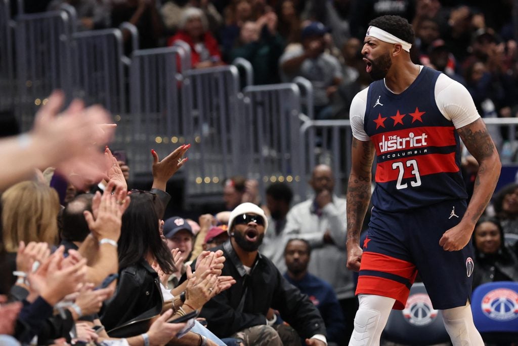 Anthony Davis con los Washington Wizards