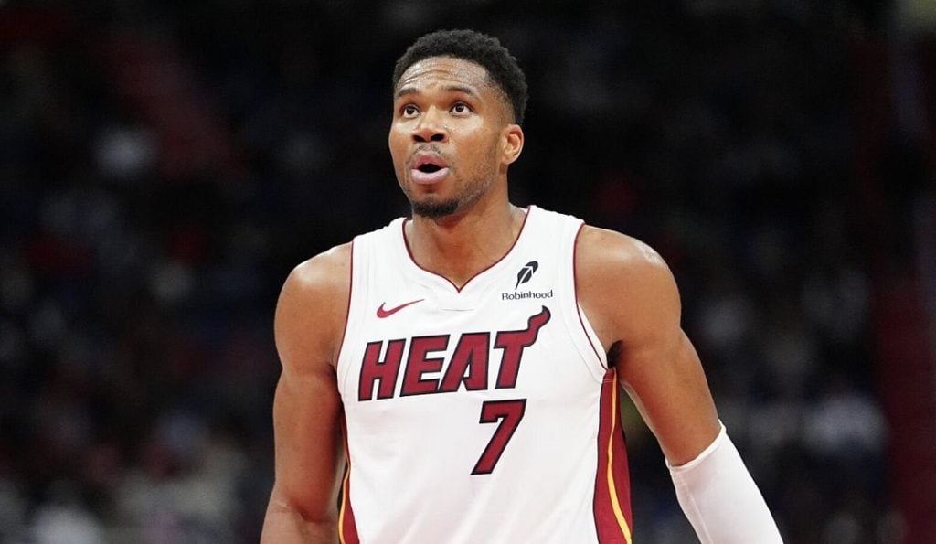 Giannis Antetokounmpo con Miami Heat 